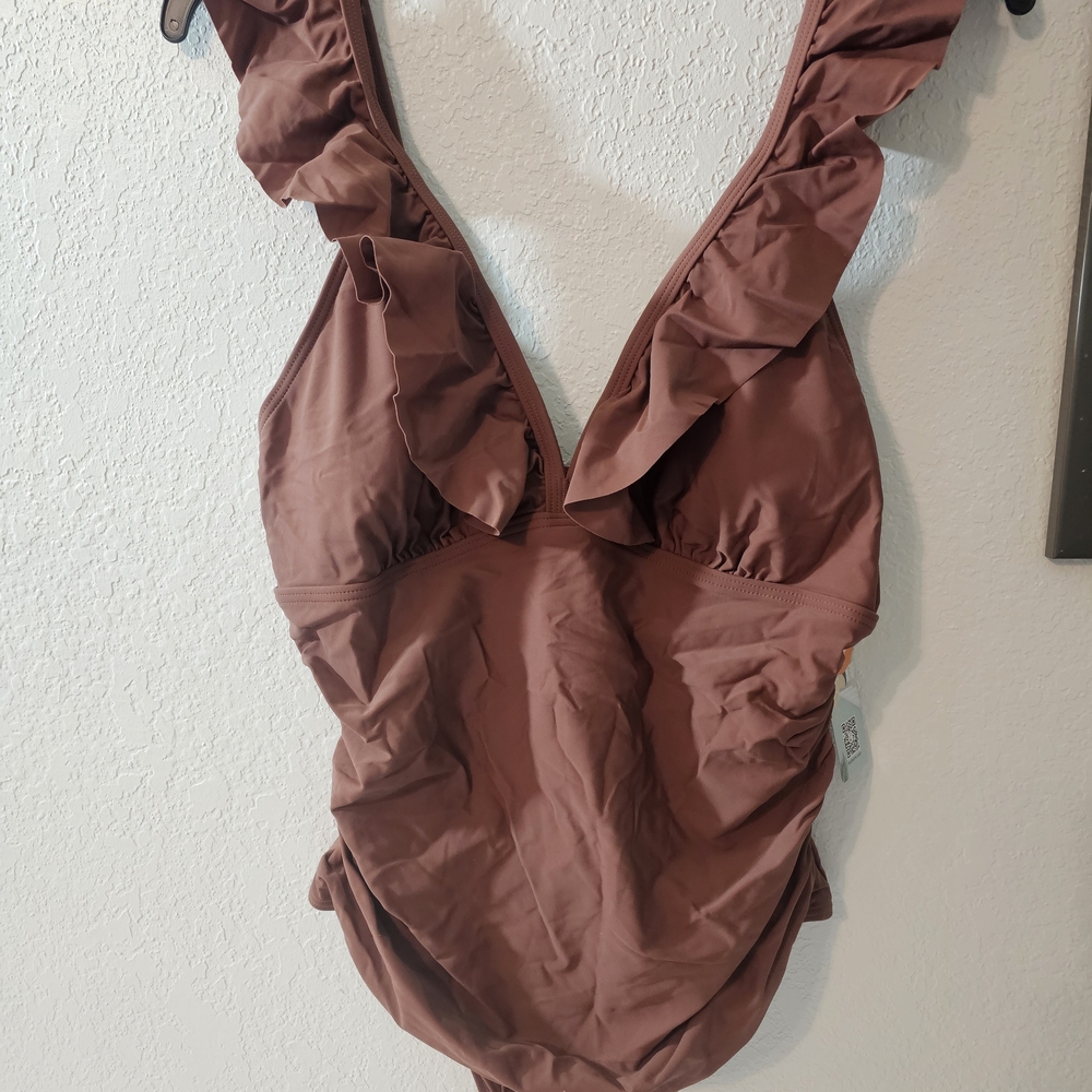 Attracosport New One Piece Ruffled V-Neck Swimsuit.